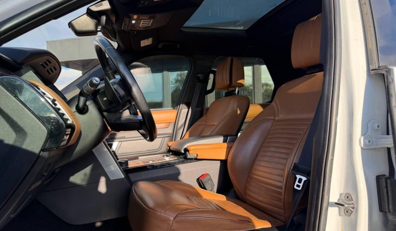 
LAND ROVER DISCOVERY HSE LUXURY, 2018 full									