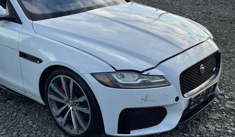 
JAGUAR XF S, 2016 (2015) full									