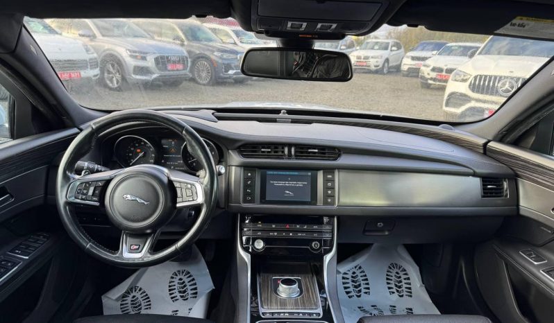 
JAGUAR XF S, 2016 (2015) full									
